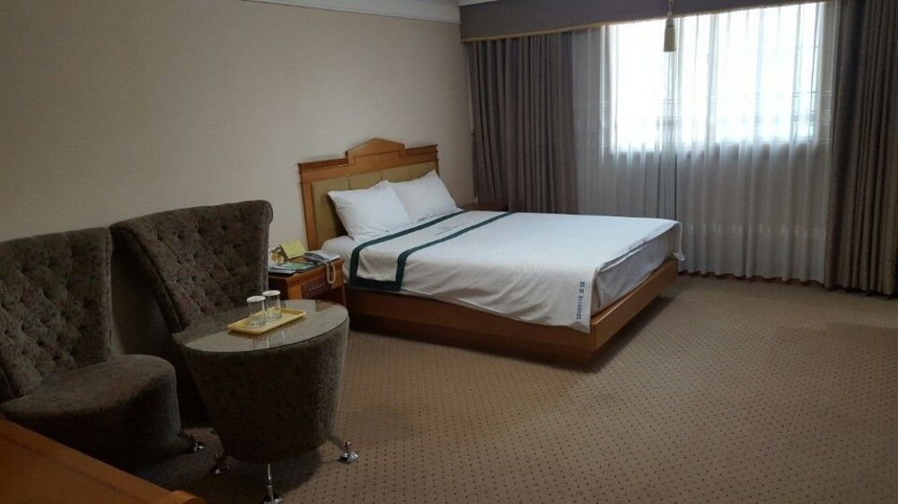 Gwangju Metropolitan City Gwangju Empire Hotel מראה חיצוני תמונה