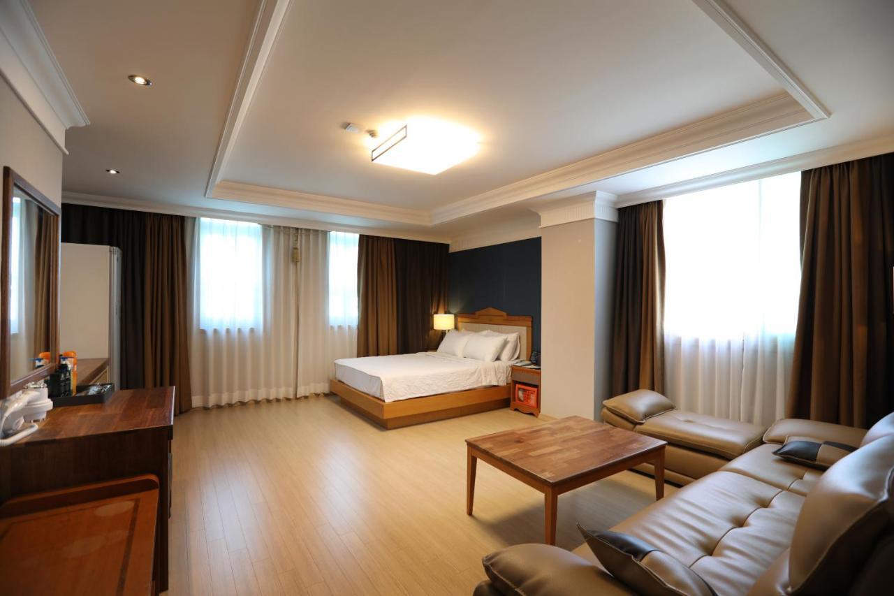 Gwangju Metropolitan City Gwangju Empire Hotel מראה חיצוני תמונה