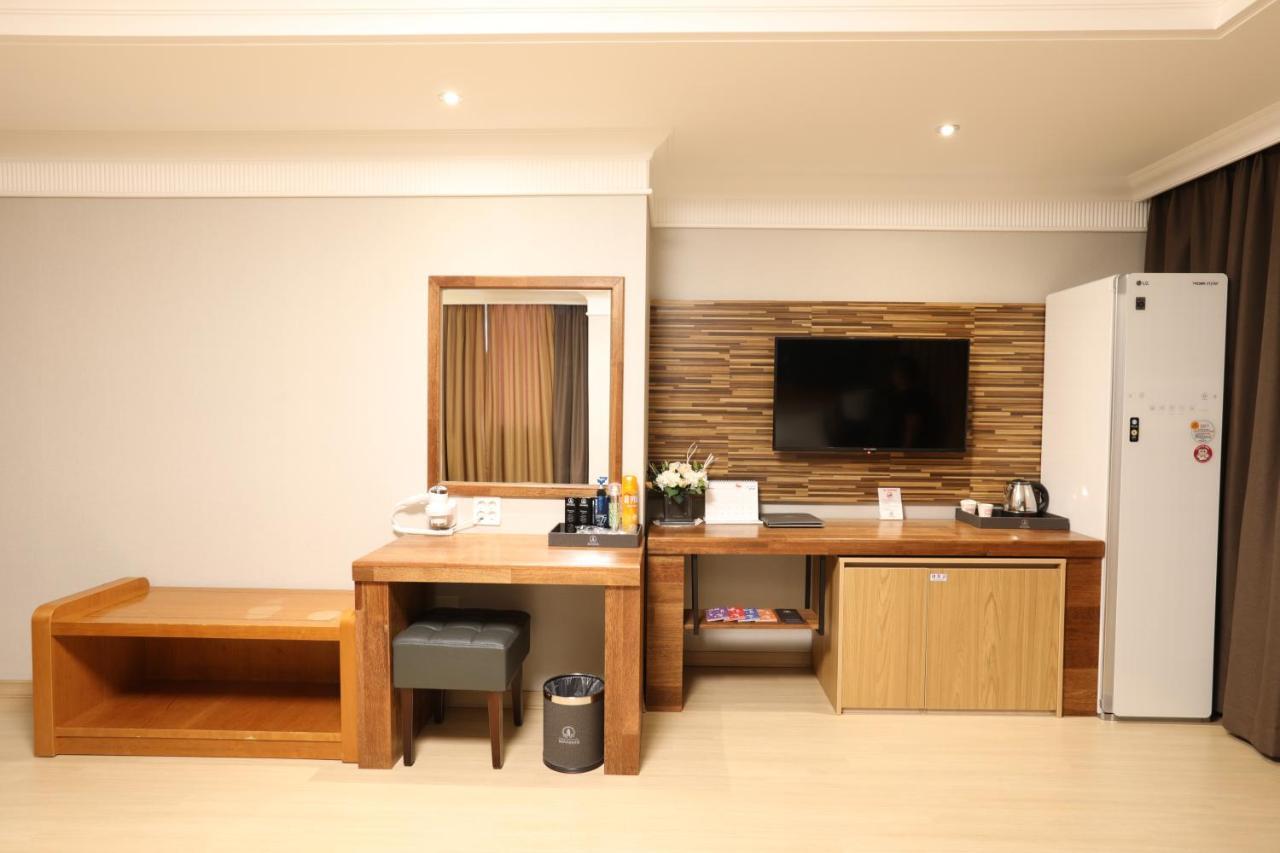 Gwangju Metropolitan City Gwangju Empire Hotel מראה חיצוני תמונה