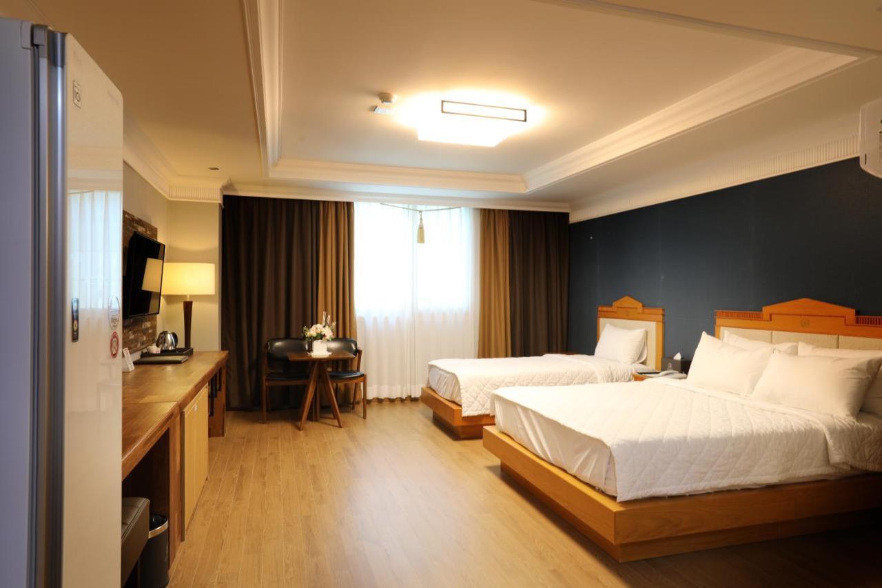 Gwangju Metropolitan City Gwangju Empire Hotel מראה חיצוני תמונה